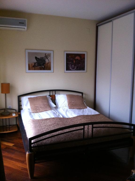 Hotel Sunny House Sopiste Exterior foto